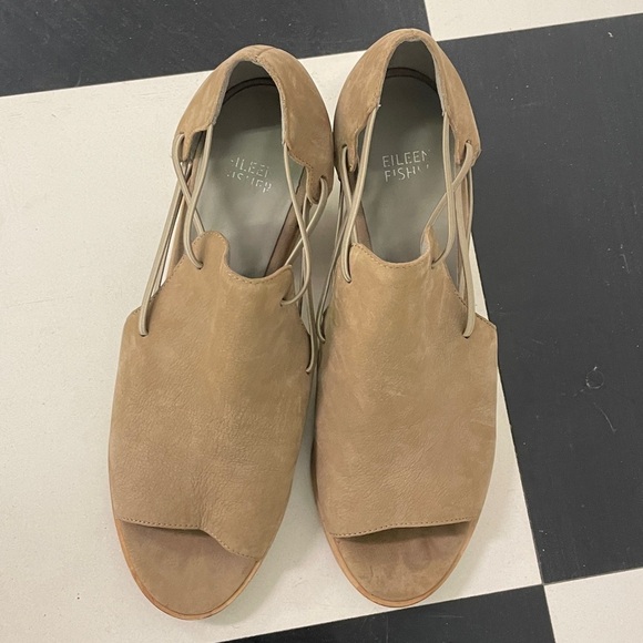 Eileen Fisher Booties Sandals Peep Toe Size 10 leather tan neutral chunky - Picture 2 of 5